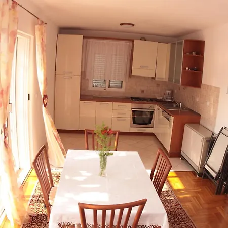 Grgo Apartment